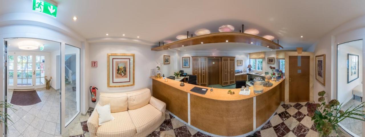Hotel Villa Im Park Дюссельдорф Экстерьер фото