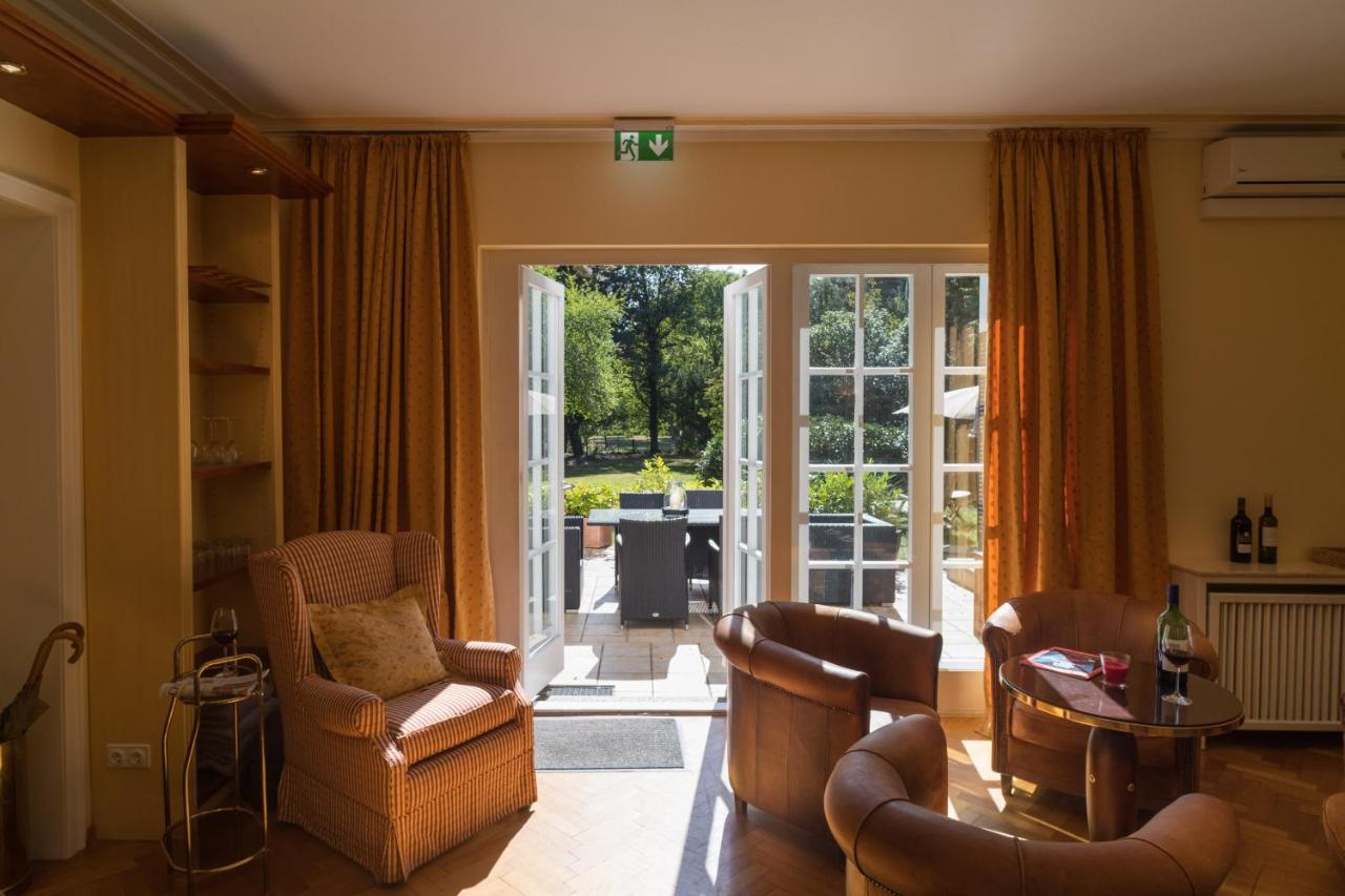 Hotel Villa Im Park Дюссельдорф Экстерьер фото